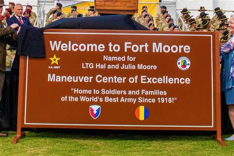 fort moore photos|fort moore basic training photos.